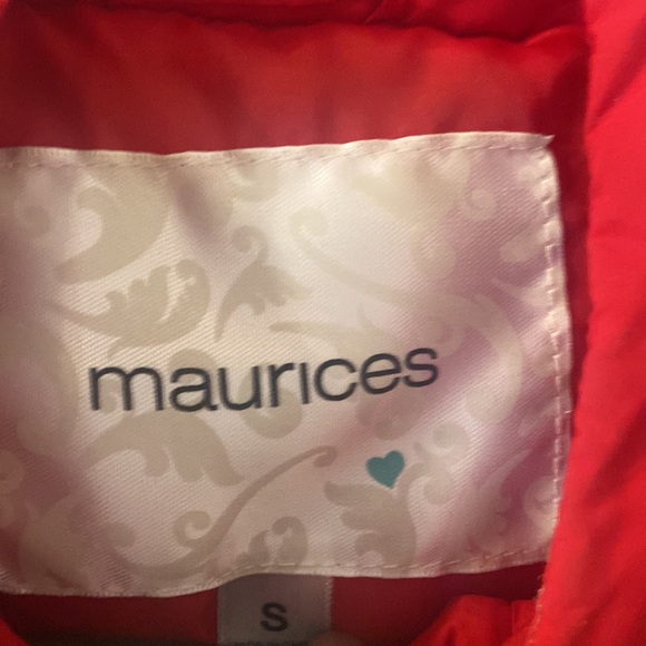 Maurice’s red vest with plaid furry hood size small - Picture 2 of 8